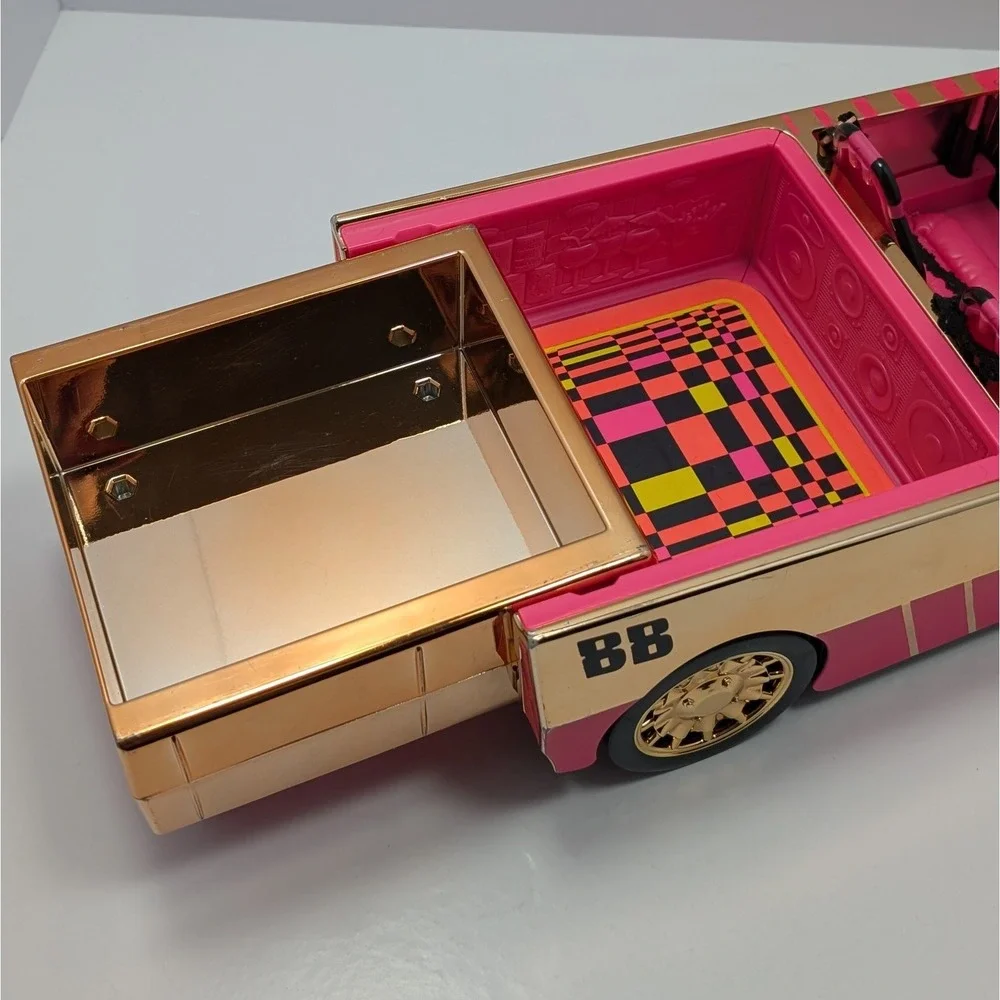 LOL Surprise Speedmatic Coupe Car Pool Dance Floor Working Lights Fashion Doll